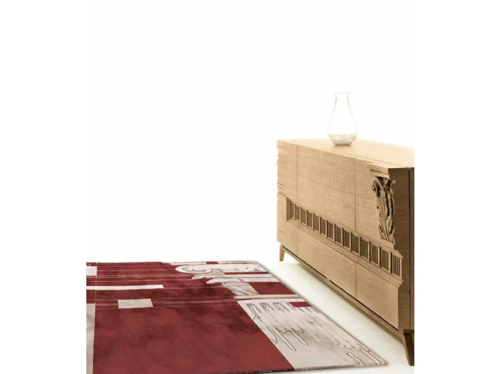Tappeto di colore bordeaux con colonna dorica Art B150 di Vittorio Grifoni