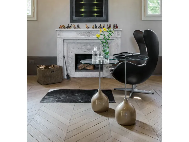 Tavolino rotondo di design con top in vetro temperato e base in agglomerato di marmo Adachi di Tonin Casa