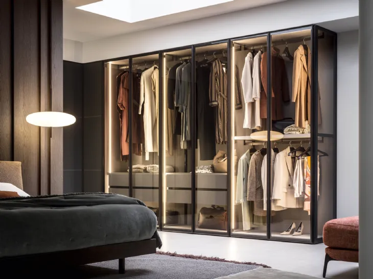 Armadio angolare Perry in vetro di Novamobili