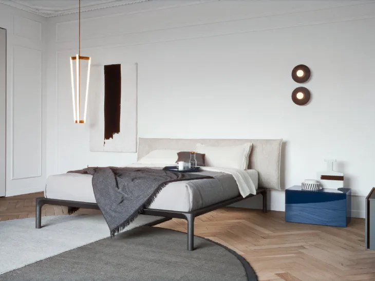 Comodino in laccato lucido Easy System di Novamobili