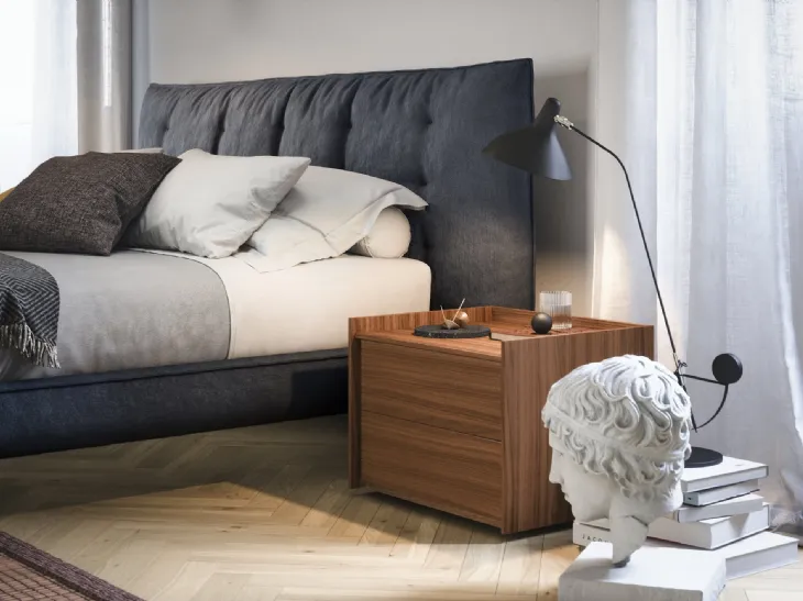 Comodino Sly in legno noce canaletto di Novamobili