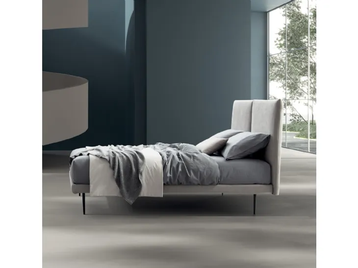 Letto in tessuto imbottito Alessia di Stilfar Italia