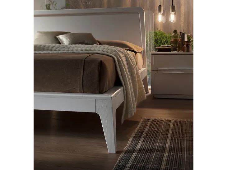 Letto con testiera Simple di Fasolin