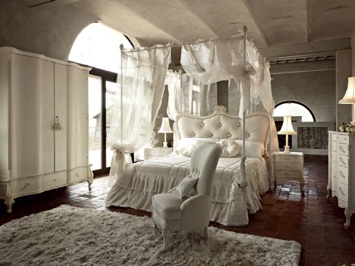 Letto con baldacchino in legno e tessuto imbottito Doge di Volpi