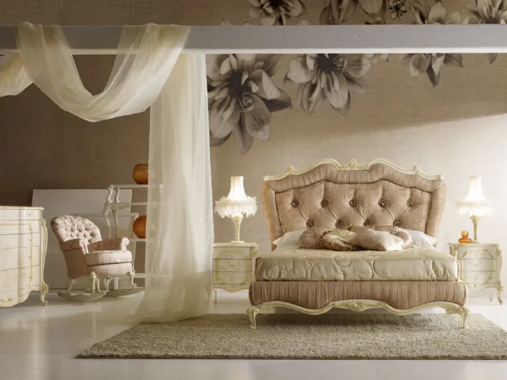 Letto con testiera in tessuto imbottito Signoria di Volpi