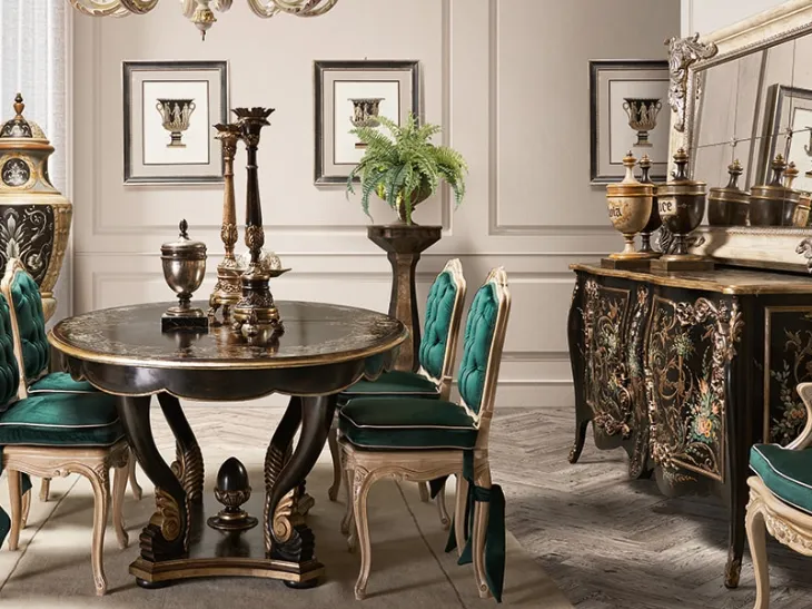 Madia classica in legno laccato scuro con decorazioni floreali dai colori vivaci Art 0002 di Vittorio Grifoni