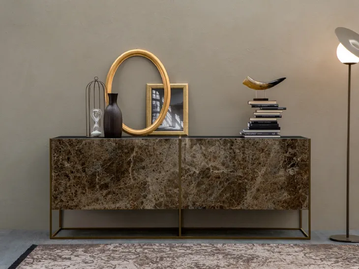 Madia Coral in gres porcellanato con base in metallo laccato di Tonin Casa