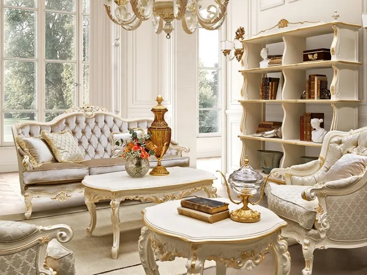 Poltrona classica in tessuto trapuntato e legno laccato e intagliato Art 0022 di Vittorio Grifoni