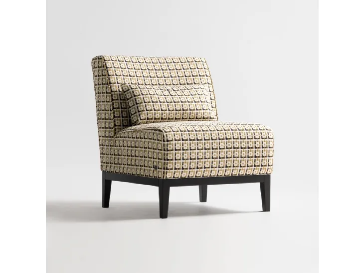 Poltrona Kora Dedar in tessuto imbottito di Tosconova