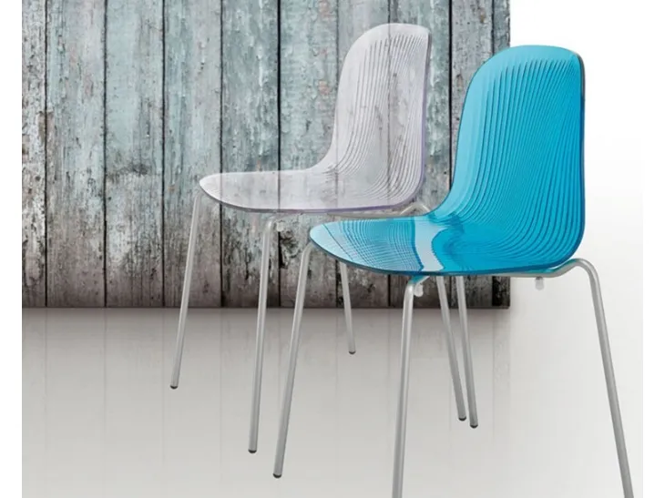 Sedia Playa in acrilico e gambe in acciaio di Domitalia