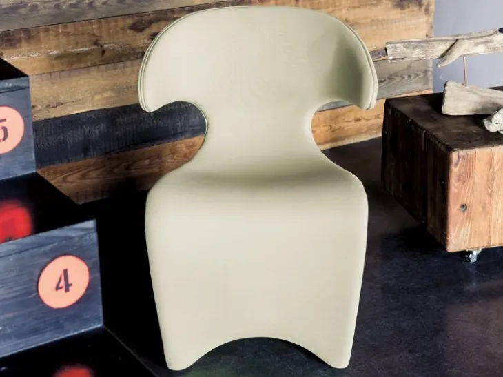 Sedia di design in pelle Kina di Domitalia