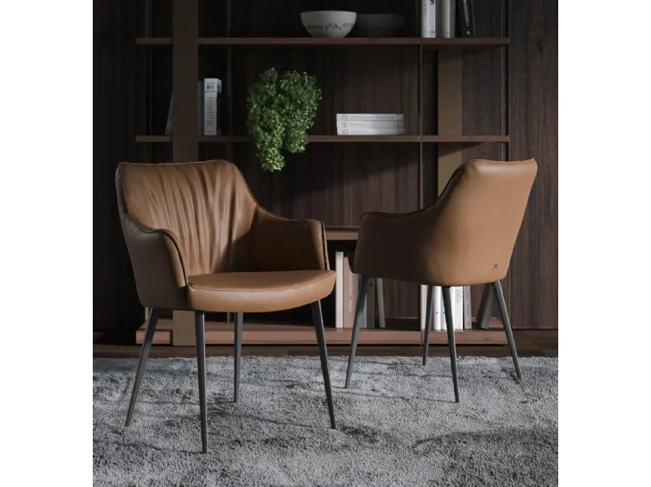 Sedia in pelle Gaia di Tonin Casa